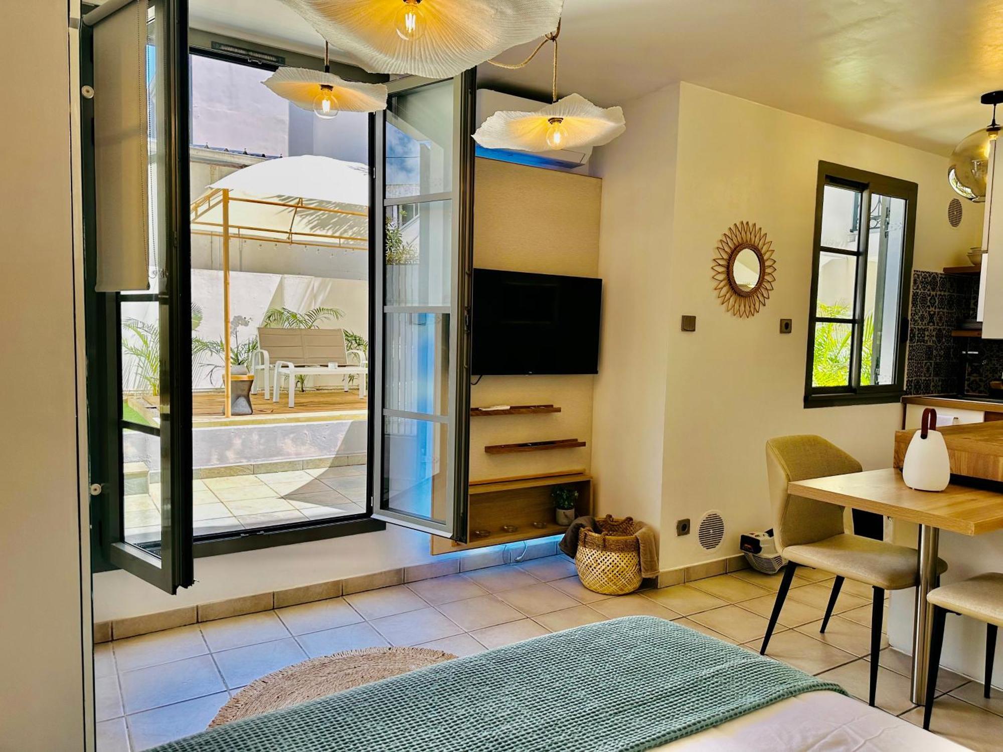 Le Coeur Daisy'L Saint Denis Centre Apartman Kültér fotó