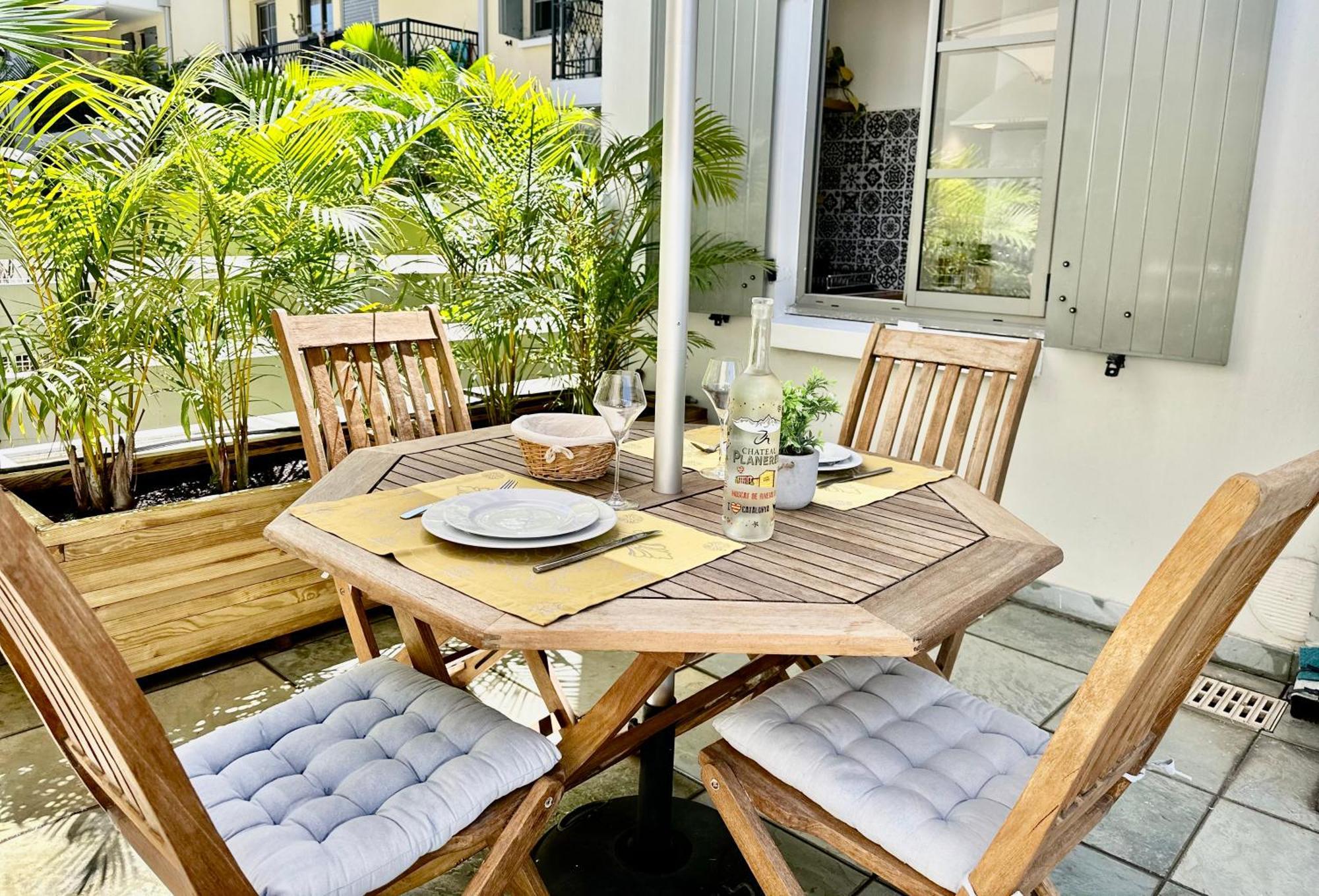 Le Coeur Daisy'L Saint Denis Centre Apartman Kültér fotó